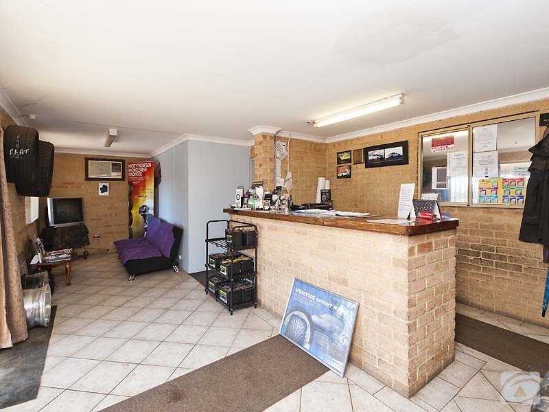 7 Eliot Road, Armadale WA 6112