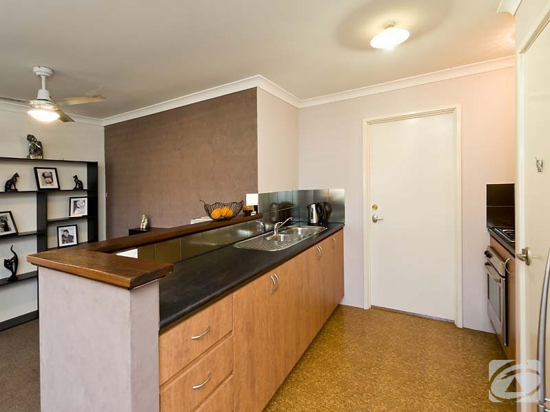 13 Hastie Close, Brookdale WA 6112