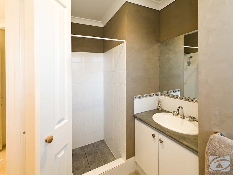 13 Hastie Close, Brookdale WA 6112