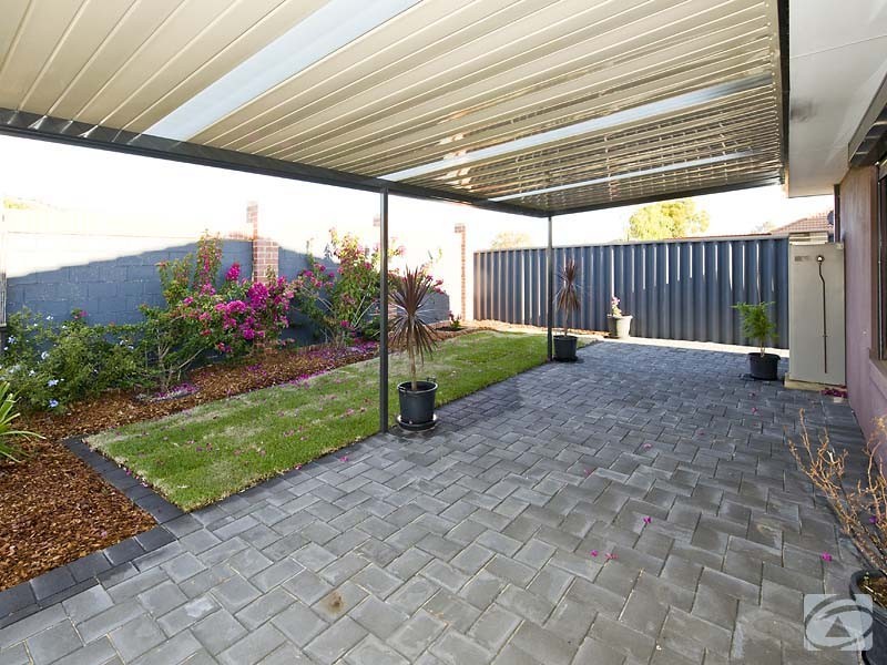13 Hastie Close, Brookdale WA 6112