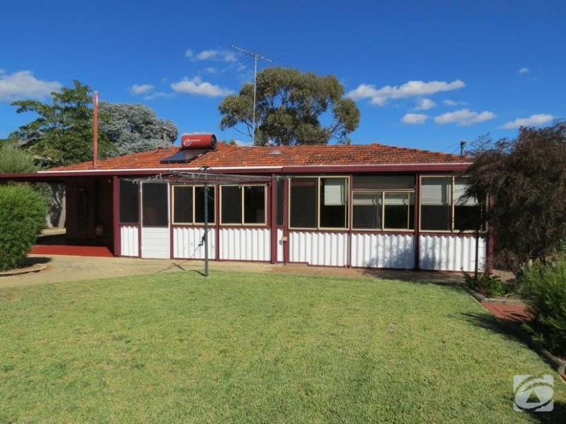 3 Jason Court, Kelmscott WA 6111