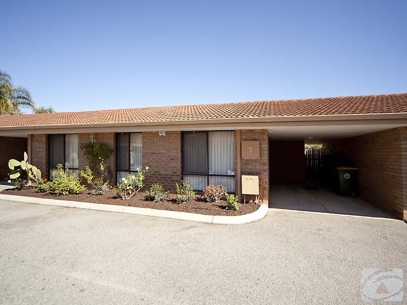 4/86 Westfield Rd, Kelmscott WA 6111