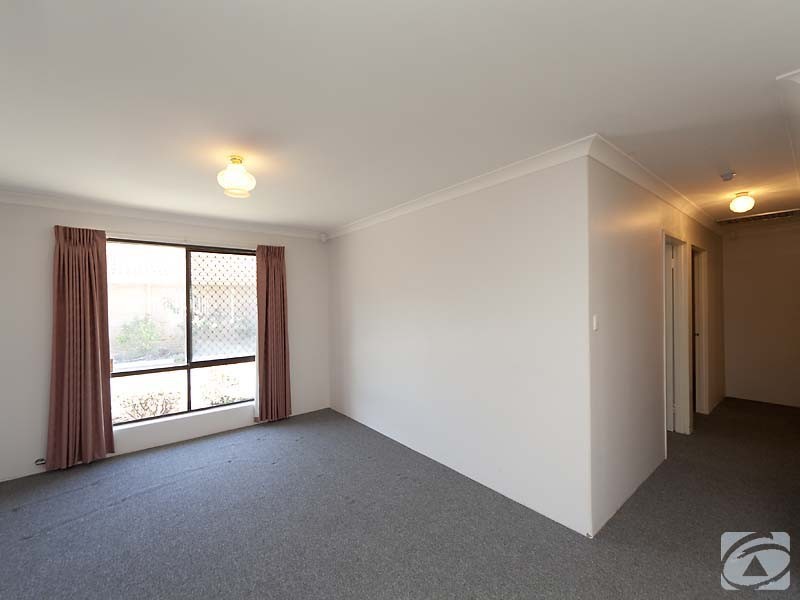 4/86 Westfield Rd, Kelmscott WA 6111