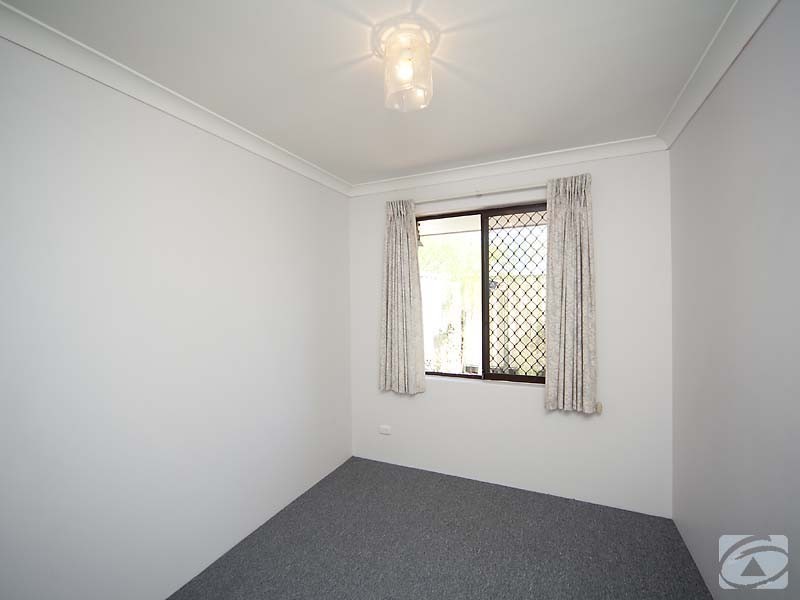 4/86 Westfield Rd, Kelmscott WA 6111