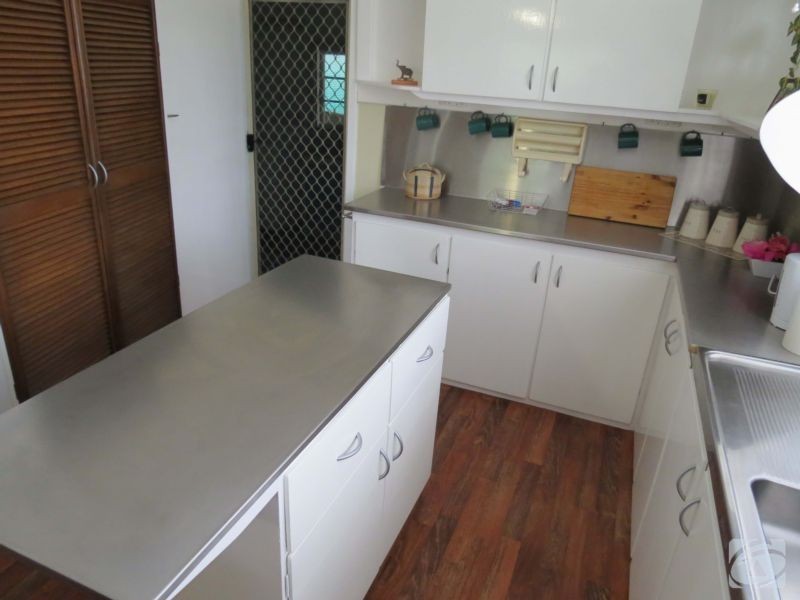 4 Burns Road, Armadale WA 6112