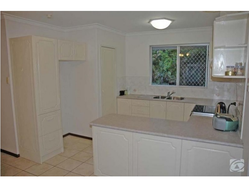 5 Tara Way, Kelmscott WA 6111