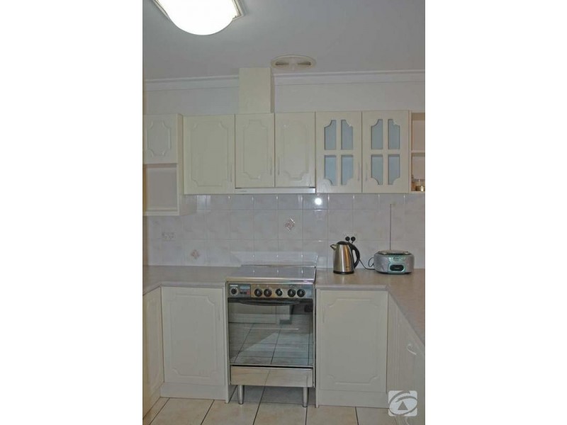 5 Tara Way, Kelmscott WA 6111