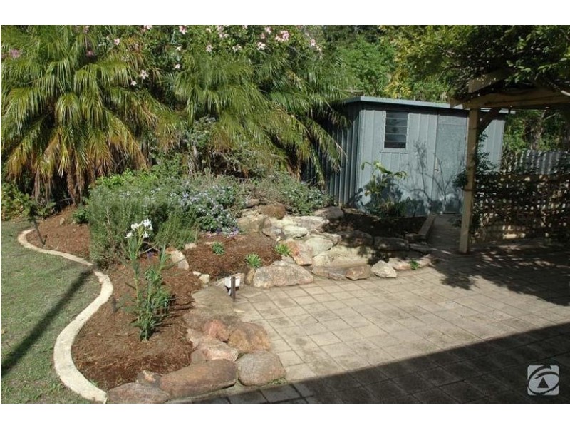 5 Tara Way, Kelmscott WA 6111