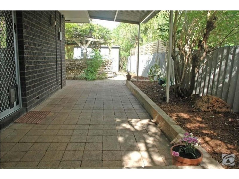 5 Tara Way, Kelmscott WA 6111