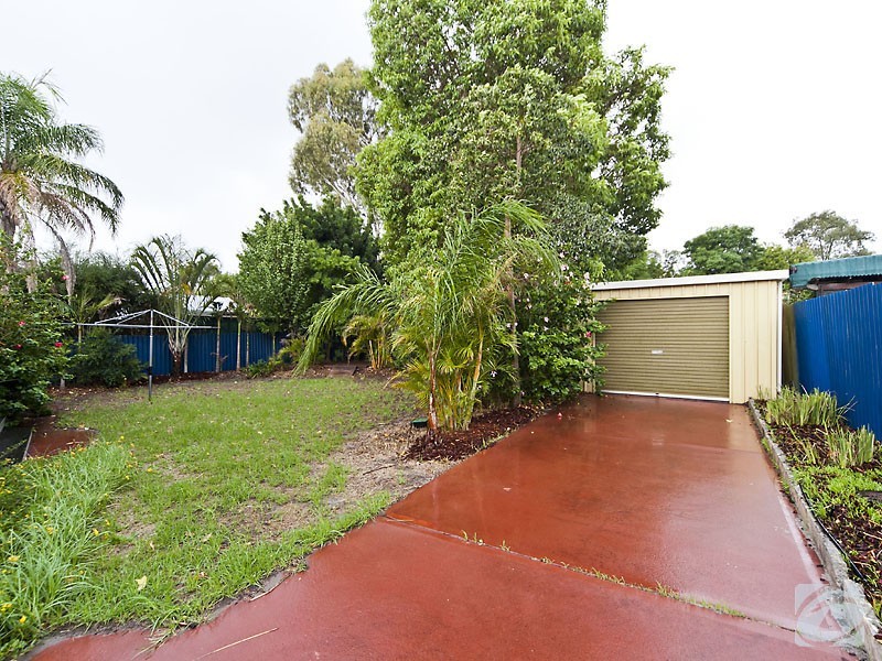 62 Schruth Street, Kelmscott WA 6111