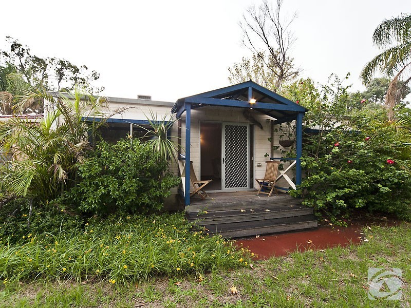 62 Schruth Street, Kelmscott WA 6111