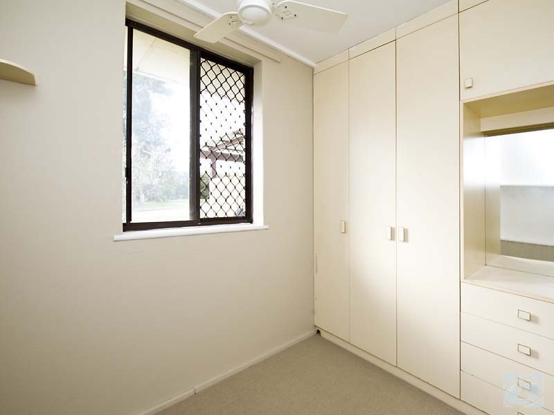 12 Shaw Place, Mount Nasura WA 6112