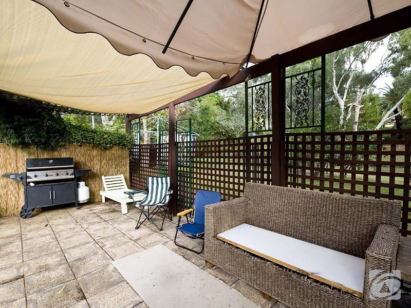 12 Shaw Place, Mount Nasura WA 6112