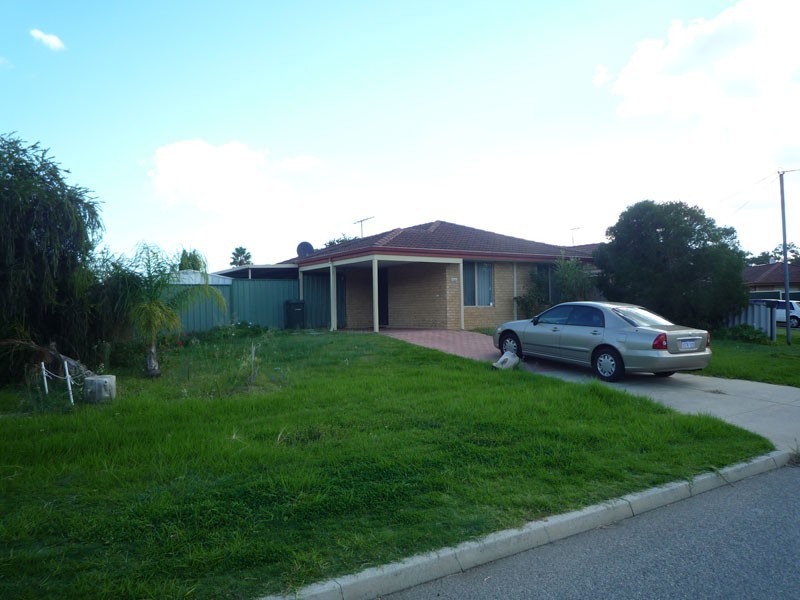 10 Price Court, Brookdale WA 6112