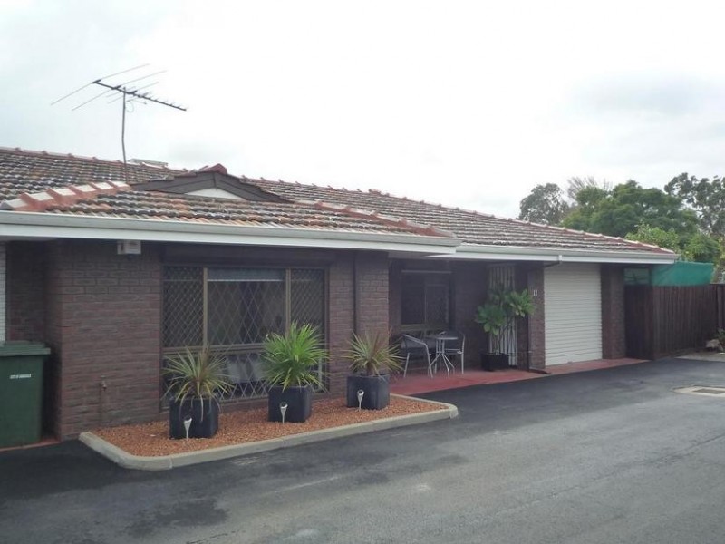 11/9 Third Avenue, Kelmscott WA 6111