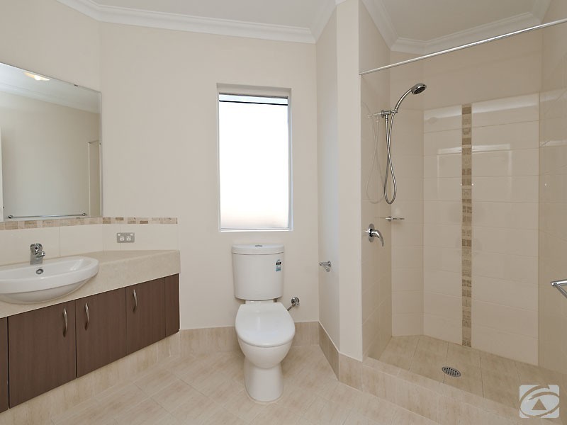 1/156 Streich Avenue, Kelmscott WA 6111