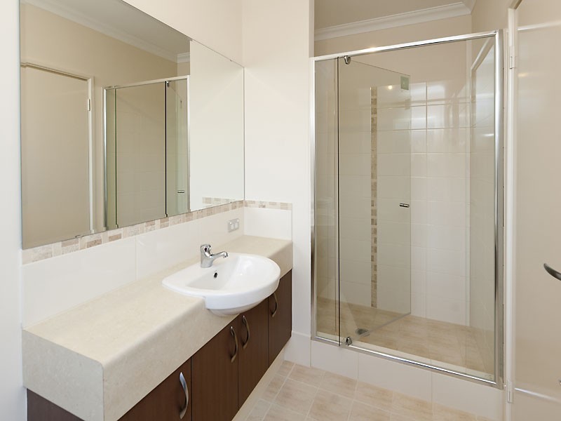 3/156 Streich Avenue, Kelmscott WA 6111