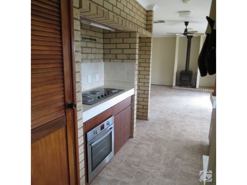 14 DU MAURIER RD, North Lake WA 6163