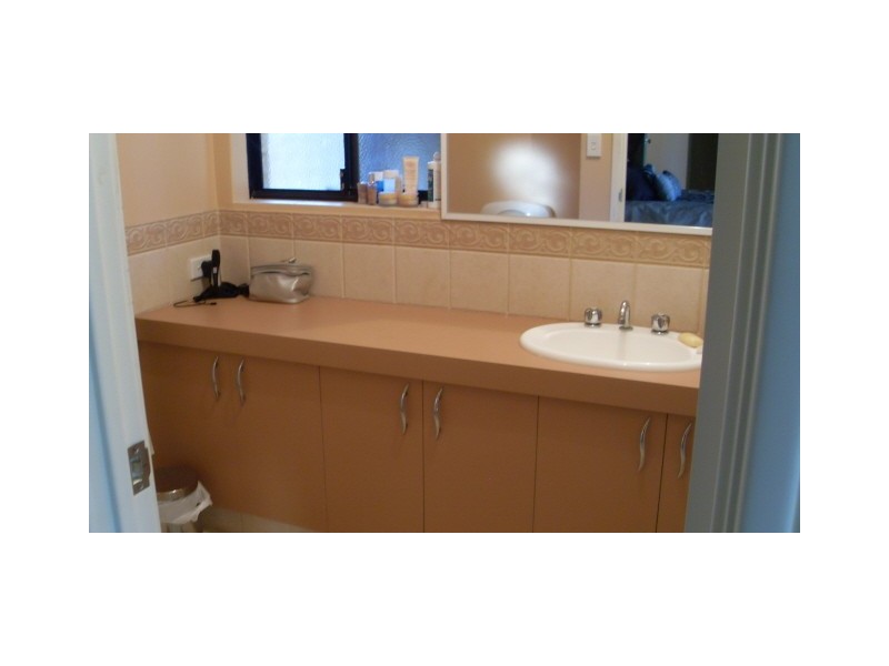 31 Dumas Drive, Bedfordale WA 6112