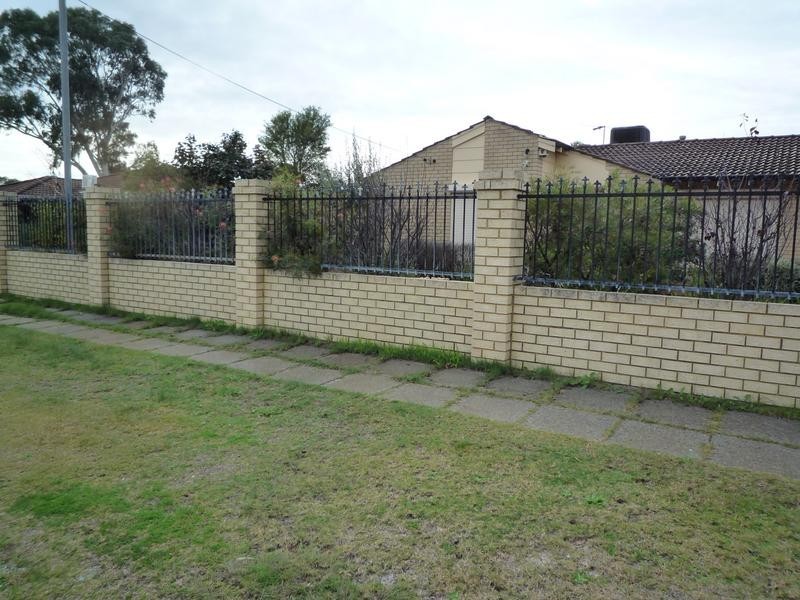10 Malu Court, Camillo WA 6111