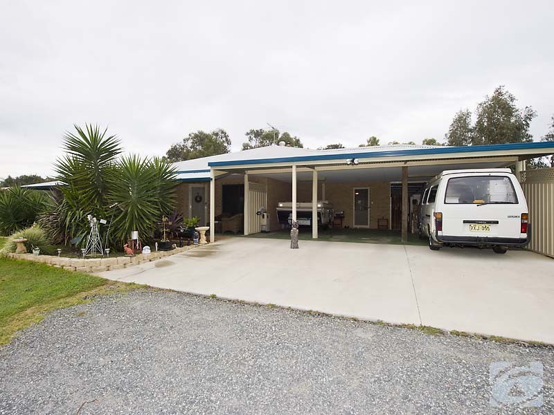 13 Pethick Cl, Byford WA 6122