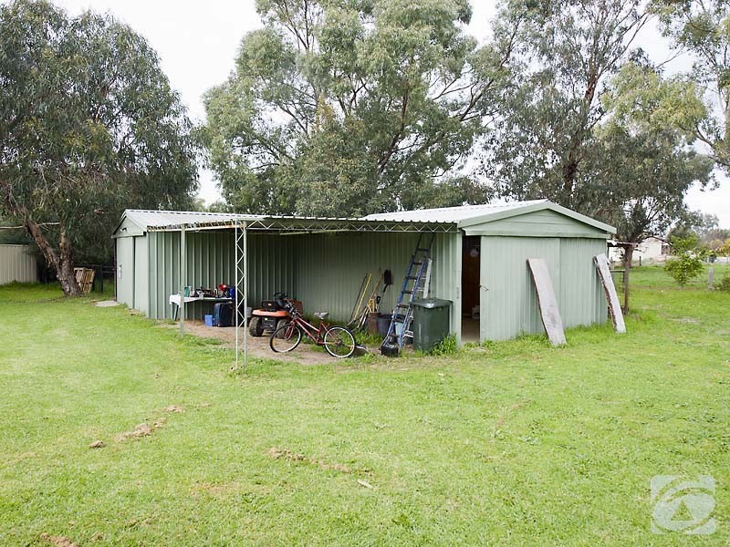 13 Pethick Cl, Byford WA 6122