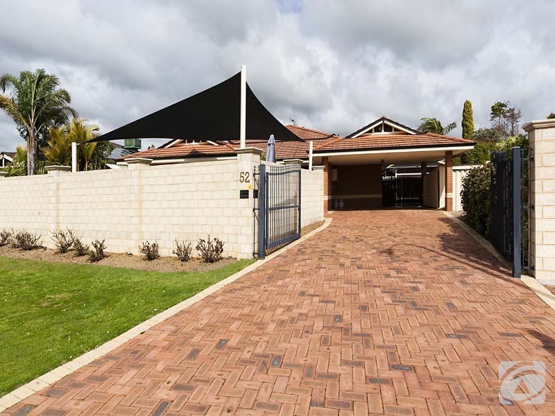 52 Strawberry Drive, Seville Grove WA 6112