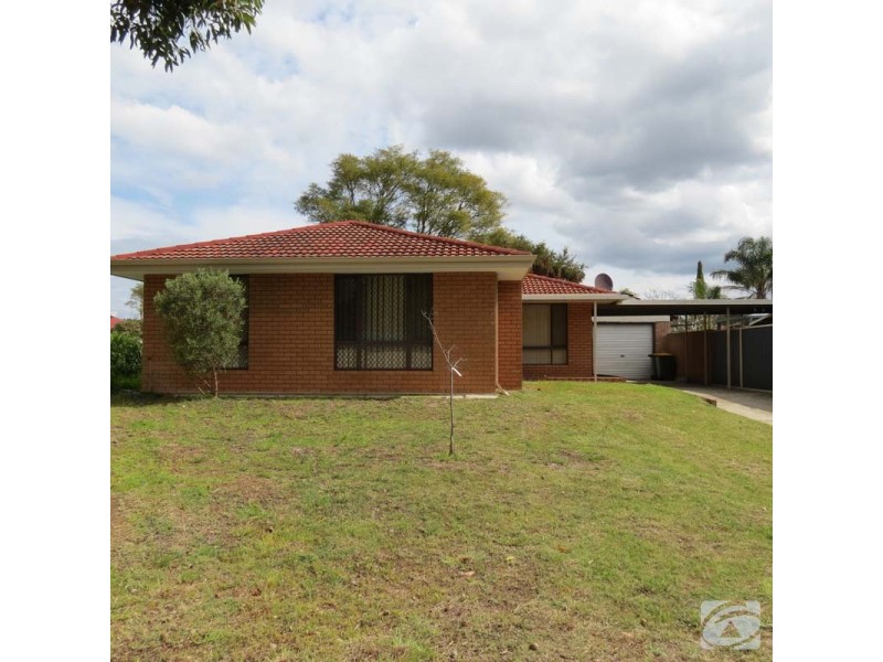 89 Railway Ave, Kelmscott WA 6111