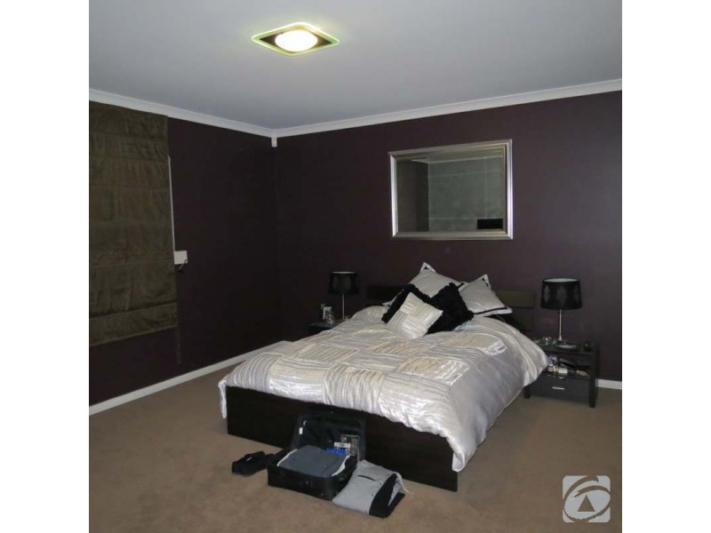 11 Peartree Terrace, Seville Grove WA 6112