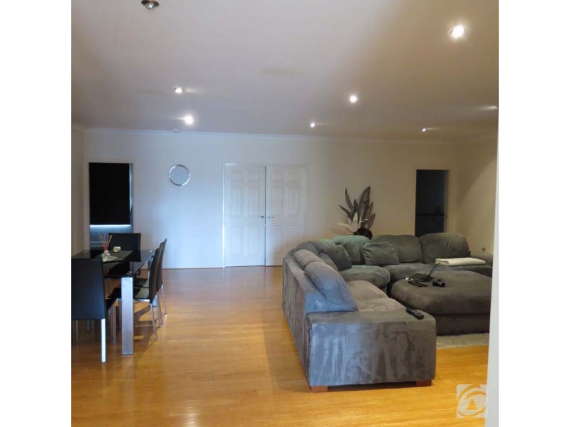 11 Peartree Terrace, Seville Grove WA 6112