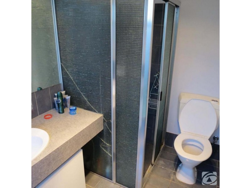 92 Strawberry Dr, Seville Grove WA 6112