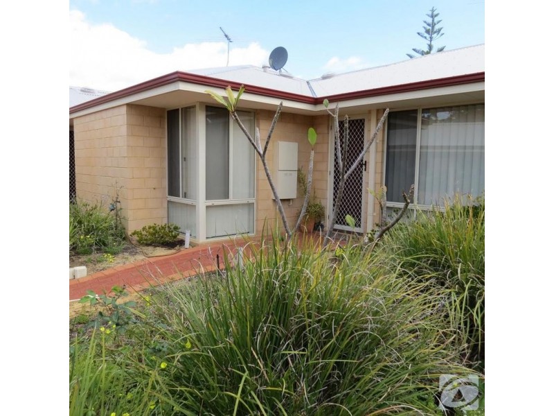 3/12 Mahara Rd, Kelmscott WA 6111