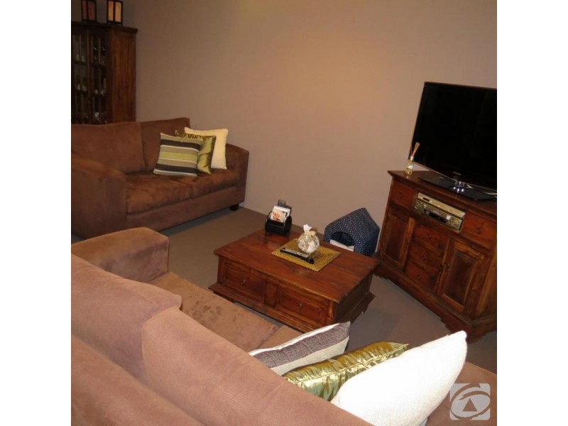 3/12 Mahara Rd, Kelmscott WA 6111