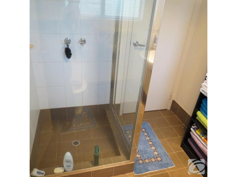 8/12 Mahara Rd, Kelmscott WA 6111