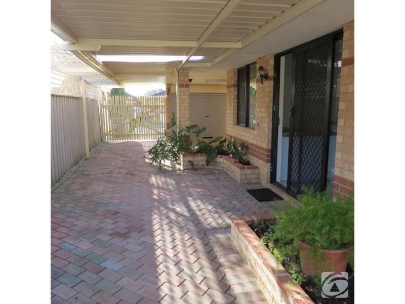 26 Winterbourne Glade, Maddington WA 6109