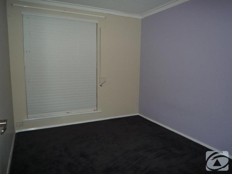 66 Lowanna Way, Armadale WA 6112