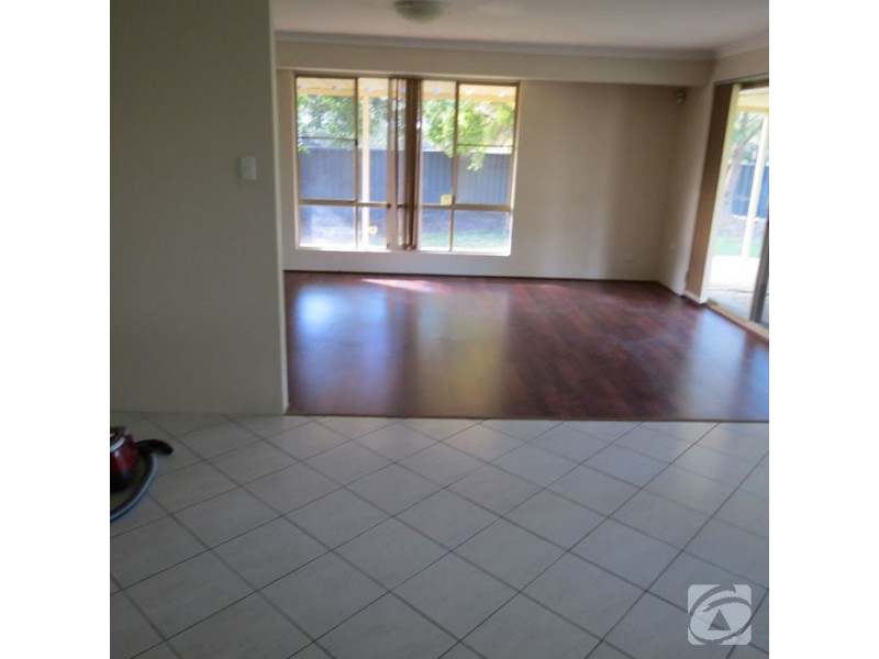 14 Kara Court, Seville Grove WA 6112