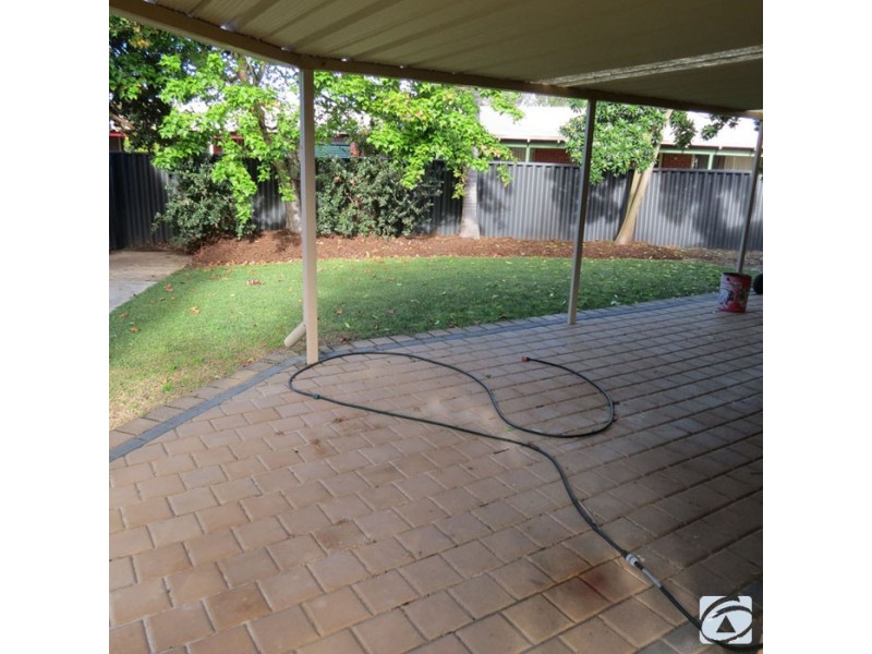 14 Kara Court, Seville Grove WA 6112