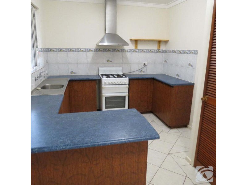 25 Tollington Park Road, Kelmscott WA 6111