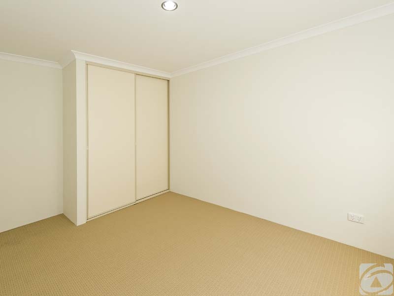 39A Redtingle Rd, Camillo WA 6111