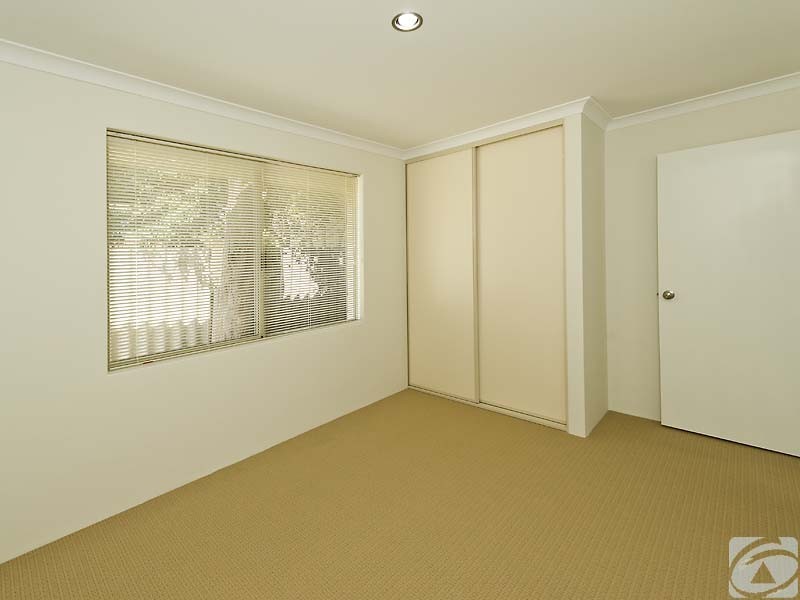 39A Redtingle Rd, Camillo WA 6111