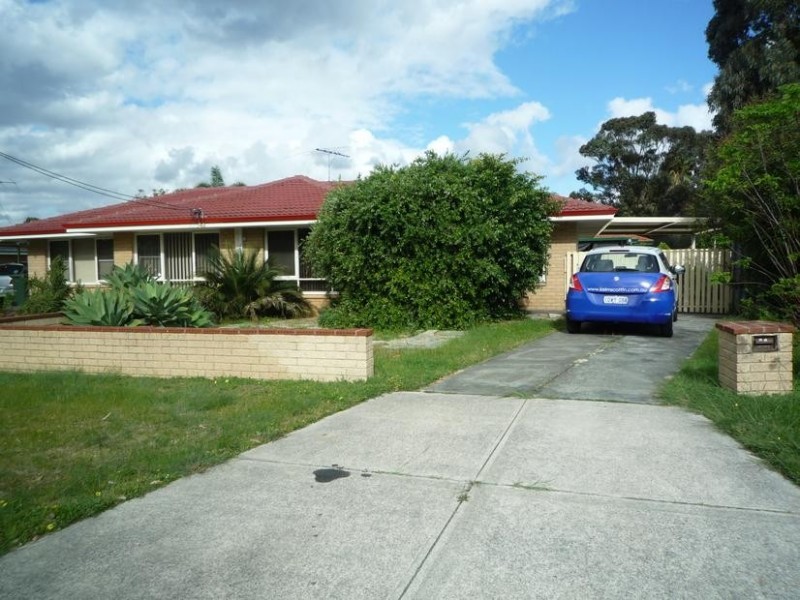 52 Merrifield Avenue, Kelmscott WA 6111