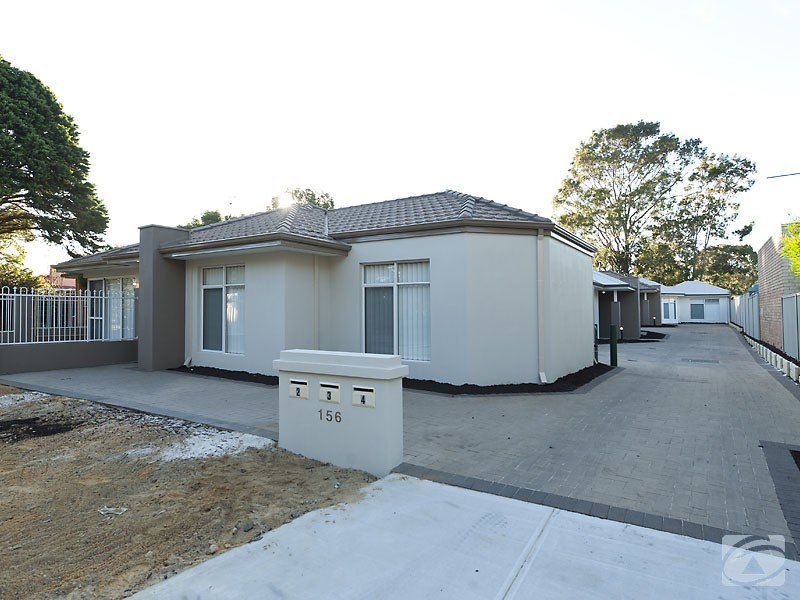 2/156 Streich Ave, Kelmscott WA 6111