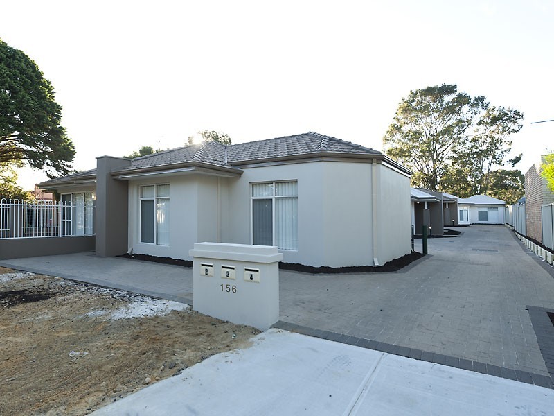 4/156 Streich Ave, Kelmscott WA 6111