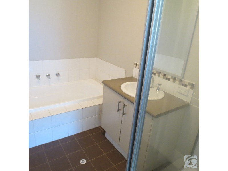 211 Wungong Road, Brookdale WA 6112