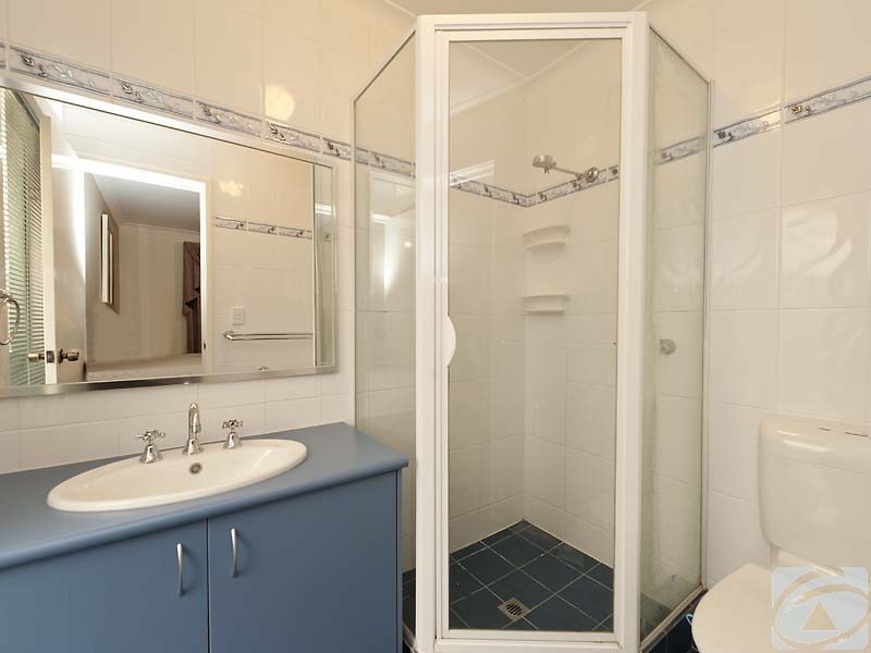 36 Strawberry Dr, Seville Grove WA 6112