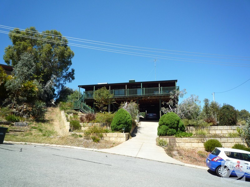 5 Mundanup Close, Kelmscott WA 6111