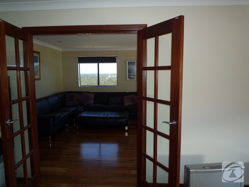 5 Mundanup Close, Kelmscott WA 6111