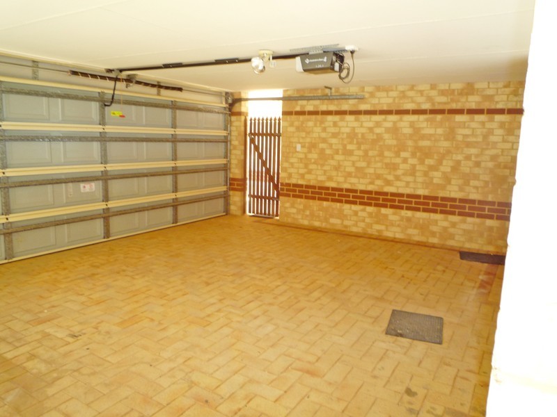72 Lauterbach Drive, Gosnells WA 6110