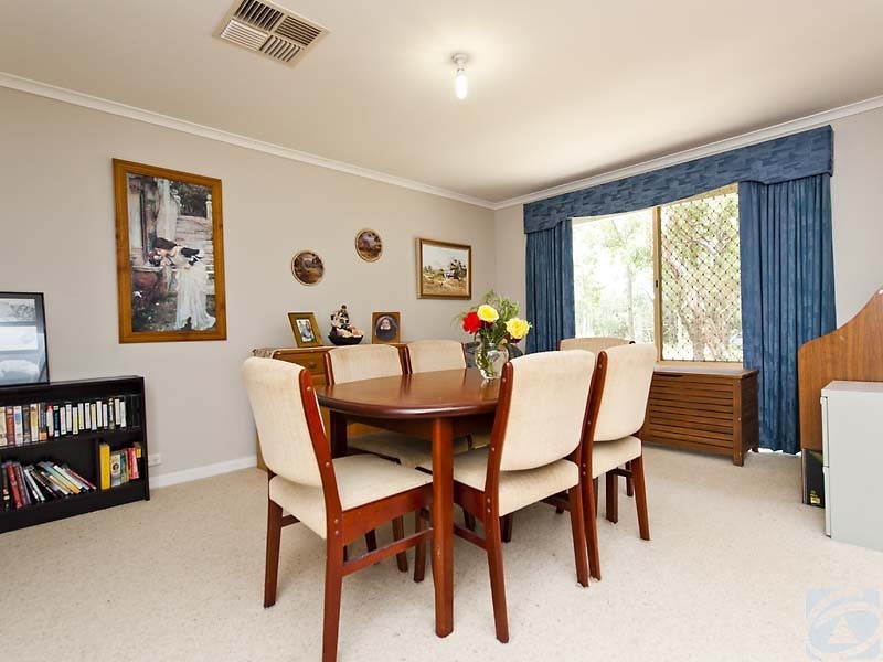 73 Beenyup Rd, Byford WA 6122